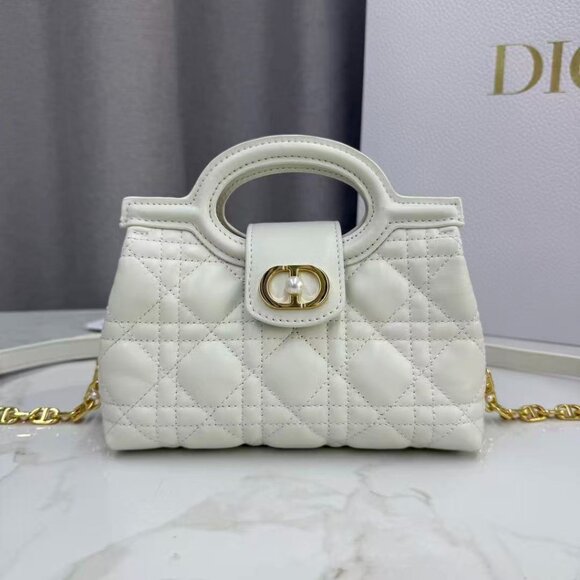 DIOR Handbags - Classic DIOR Bag: A Stylish and Versatile Choice for Elegance